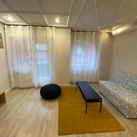 Apto Modico Cerca Del Centro Y De La Playa Apartamento